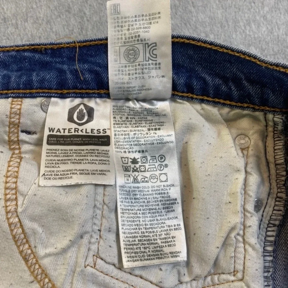 Levi's 541 Athletic Taper Jeans Men's 40x32 Medium Wash Denim Classic Fit EUC